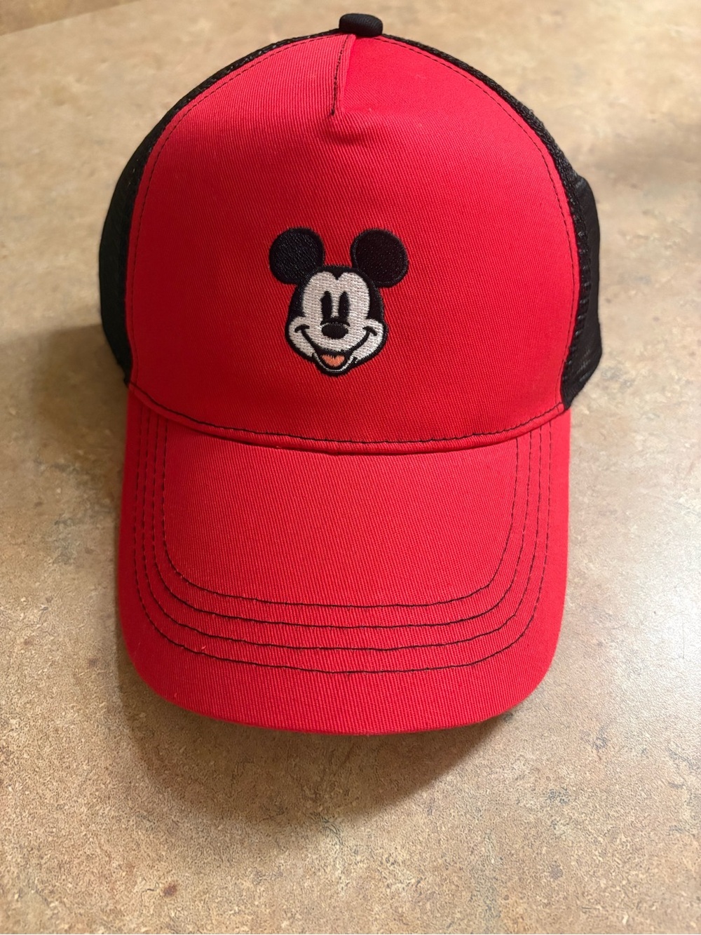 Disney Mickey Mouse hat - Adult S/M - BNWT